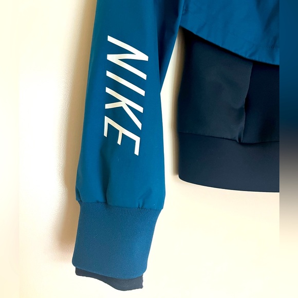 Nike Dri-Fit Jacket Size Small - Picture 3 of 7